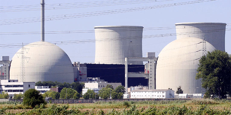 Aus guten Gründen stillgelegt: Das Atomkraftwerk Biblis - Foto: Helge May